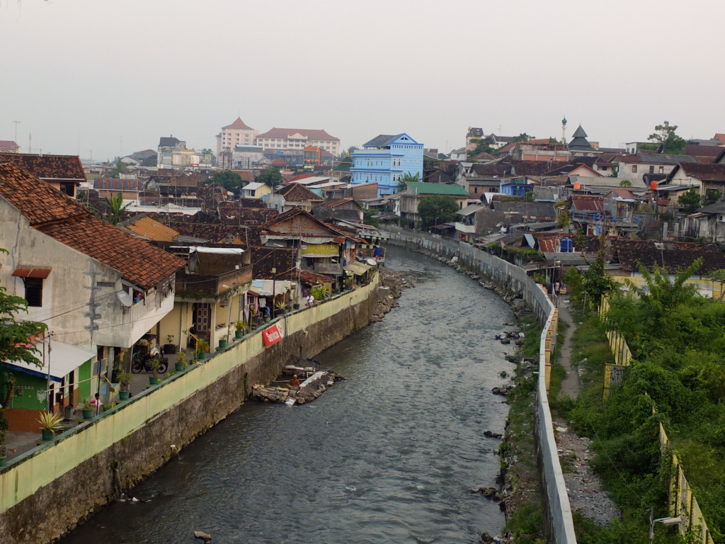 Kali Code river begins on the slopes of Merapi volcano in the north of Yogyakarta and cuts straight through town